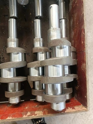 源頭廠家批發34CrNiMo6齒輪軸與25鋼鍛件，來圖定制鏈輪服務